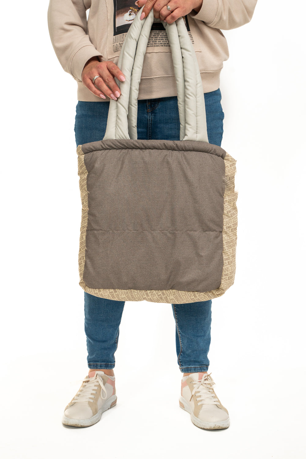 Fadi – Mühelos stilvolle und zweckmäßige Tragetasche