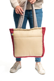 Oksana - elegant zipper bag with laptop compartment