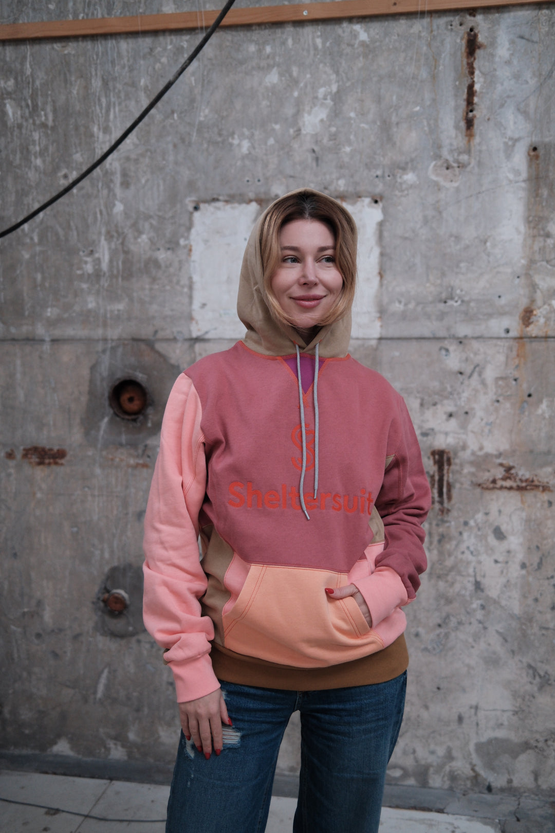 Sheltersuit hoodie Pink